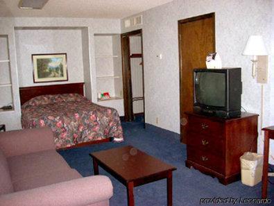 Sunflower Inn & Suites - Garden City Quarto foto