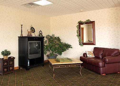 Sunflower Inn & Suites - Garden City Quarto foto